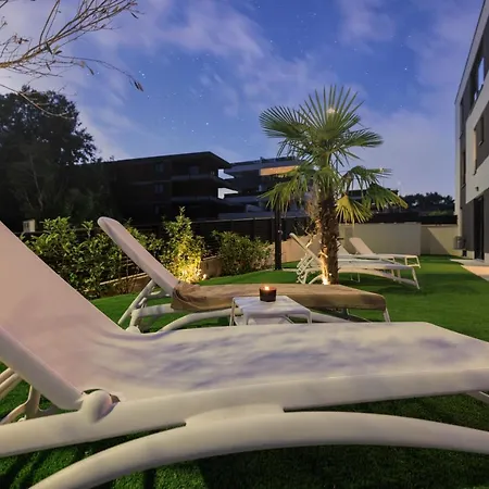 Lea Magdalena Iv Krk Town