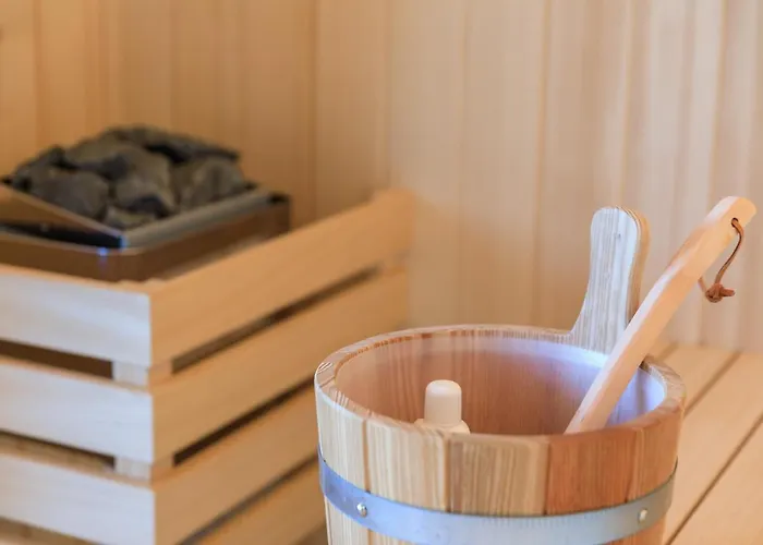 Lea Magdalena Iv Villa