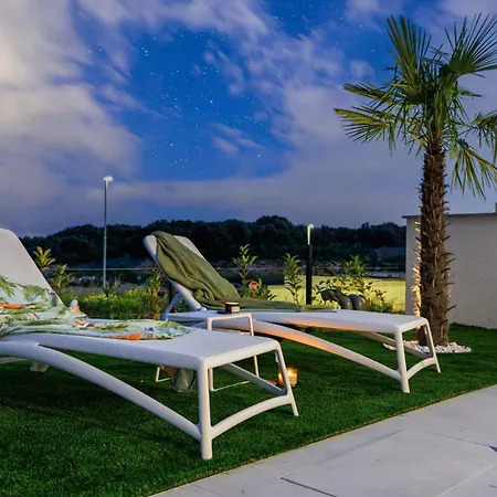 Lea Magdalena Iv Willa Krk Town