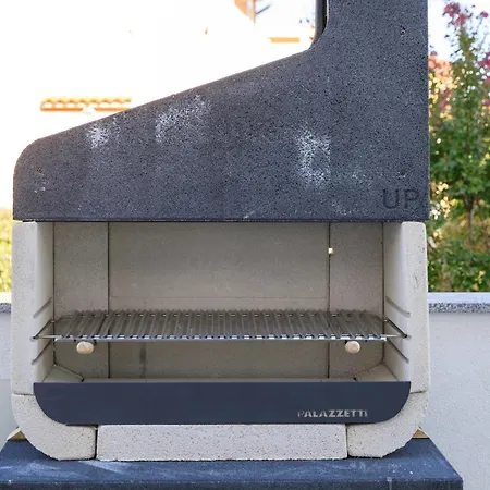 Lea Magdalena Iv * Krk Town