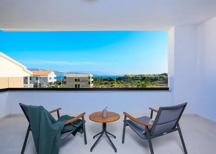 Lea Magdalena Iv * Krk Town