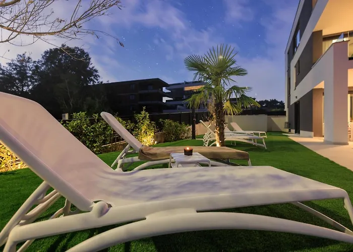 Lea Magdalena Iv Krk Town