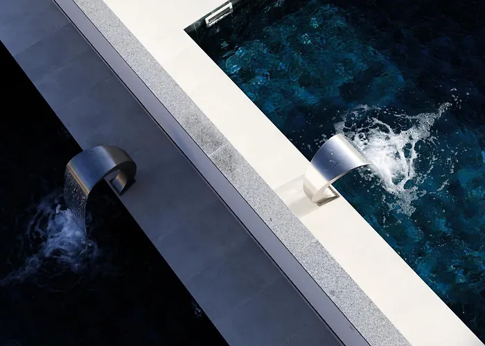 Lea Magdalena Iv Villa