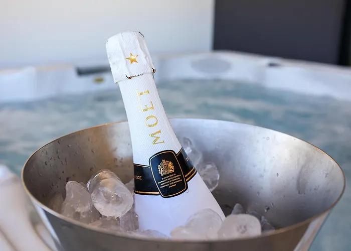 Lea Magdalena Iv Villa *